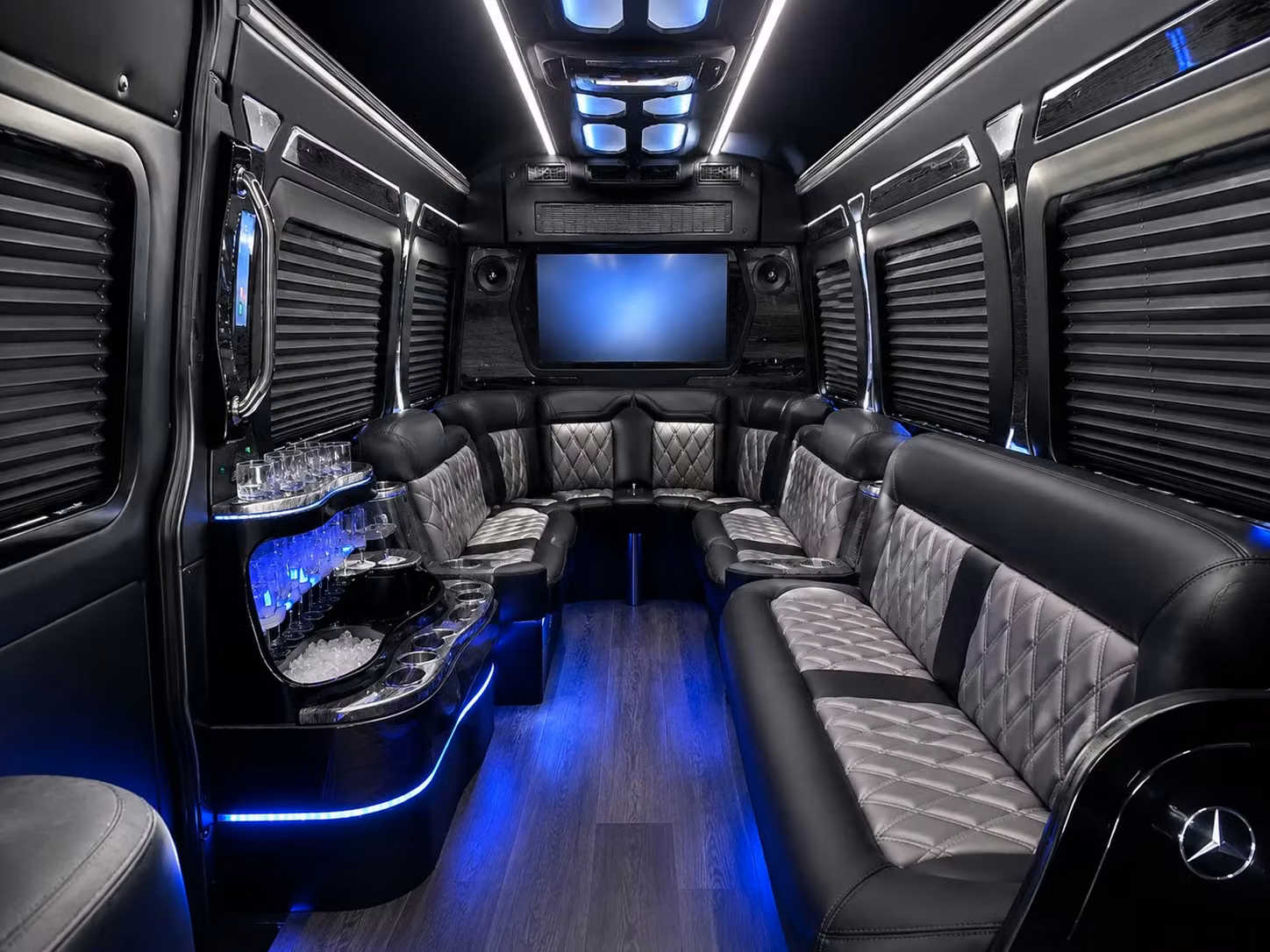 bus rental options for yuma trips